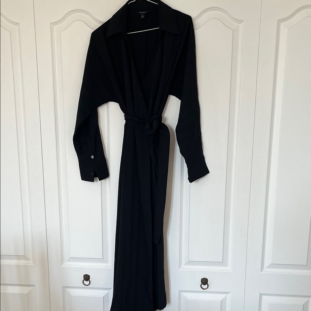 Banana Republic Classic Black Blouse